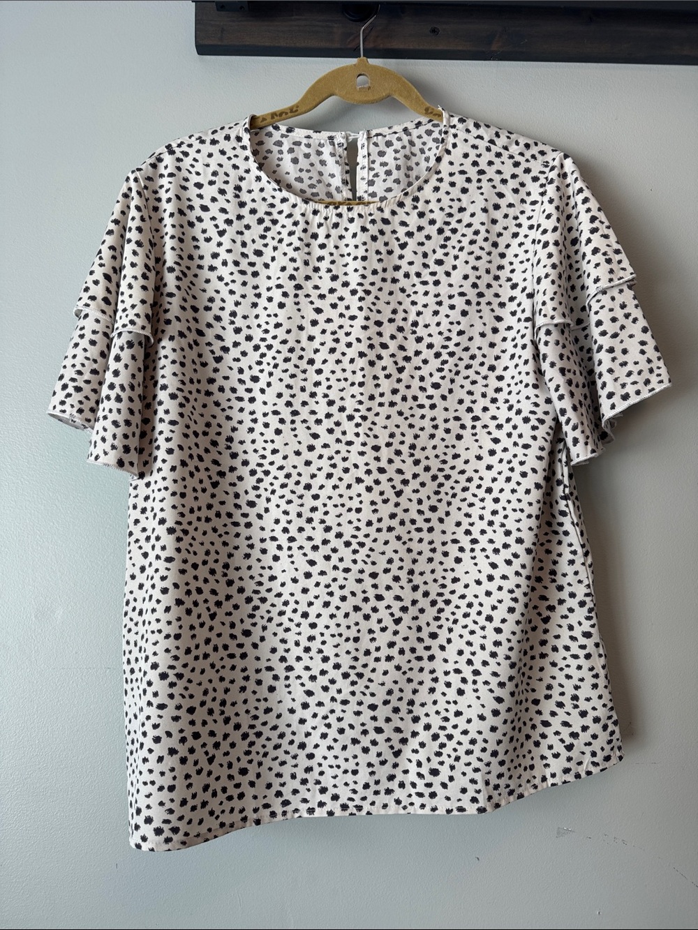 Ivory Dot Flutter Sleeve Blouse